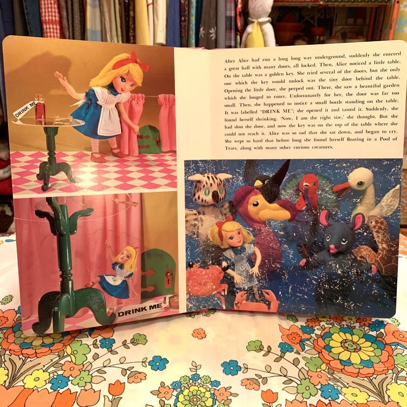 画像: Alice's Adventures in Wonderland Vintage picture book
