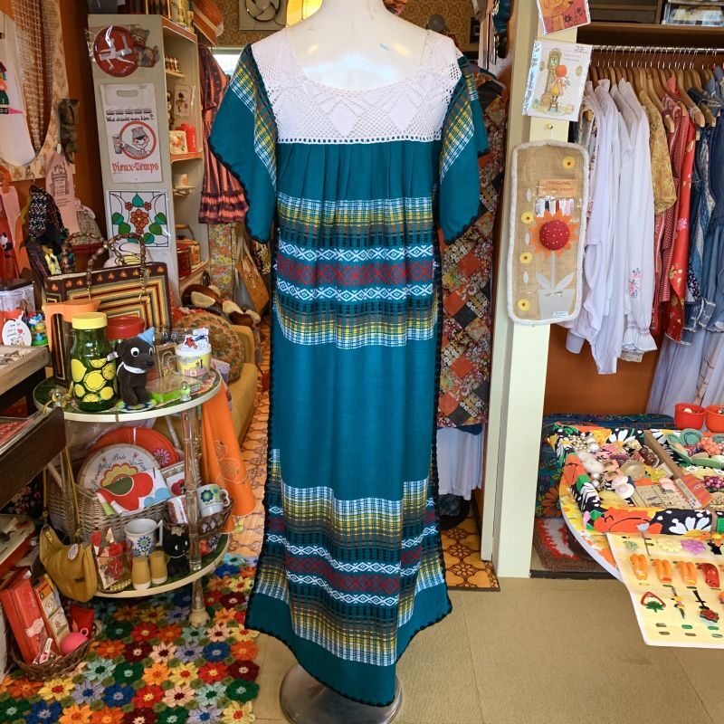 画像: Guatemala embroidery green maxi onepiece