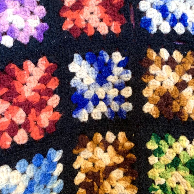 画像3: Granny square gradient color knit blanket