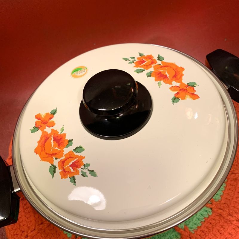 画像: 昭和レトロ　お花刺繍鍋