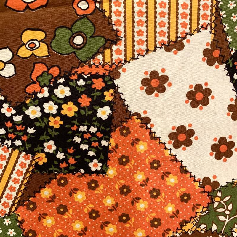 画像: Flower＆Cat Patchwork pattern cloth (L)