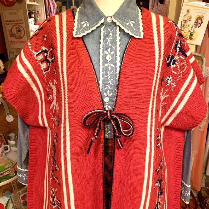 画像: Vintage knit poncho vest