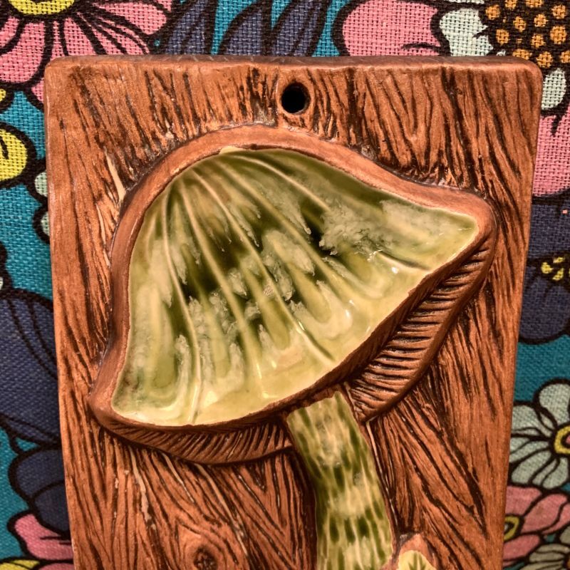 画像: Mushroom ceramic wallhanging (GR)