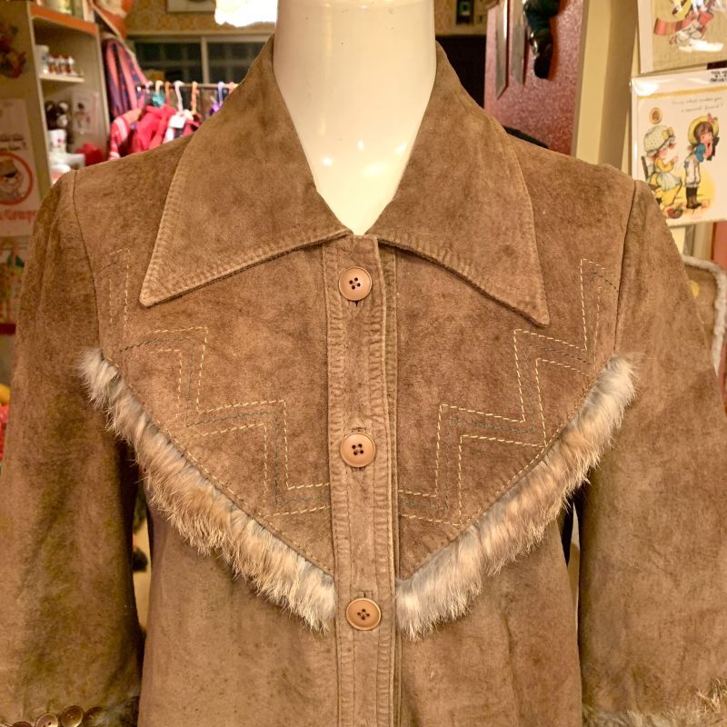 画像: Embroidery&fur suede jacket