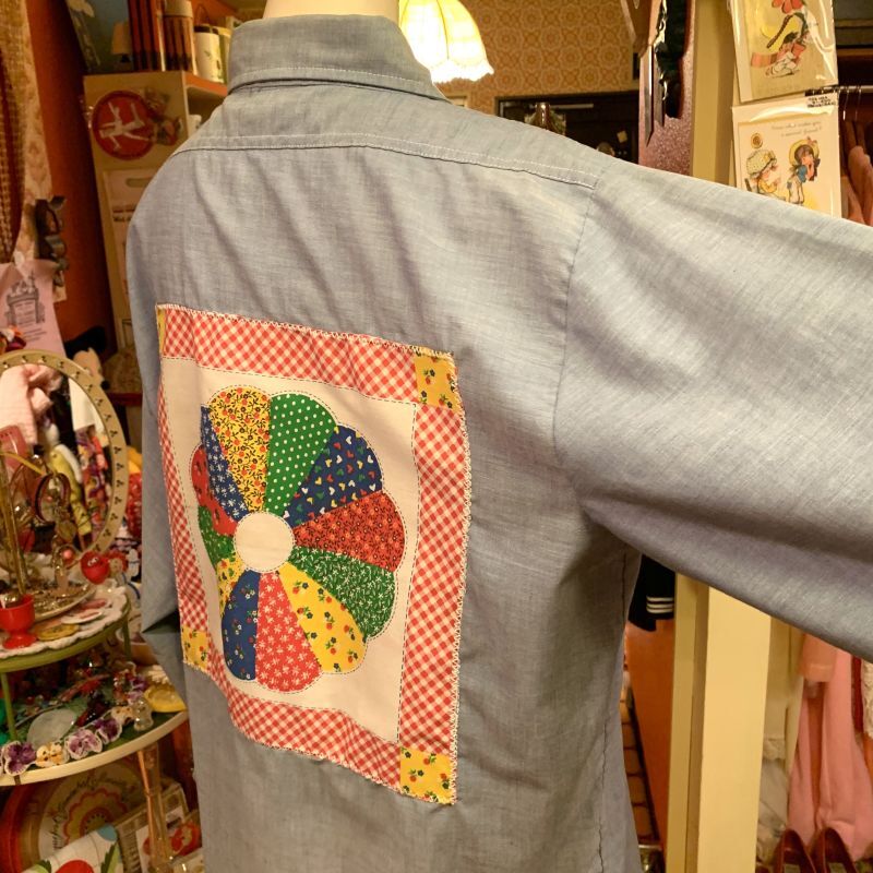 画像: Flower pattern patchwork chambray shirt