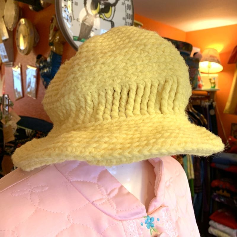 画像: Vintage Yellow knit hat