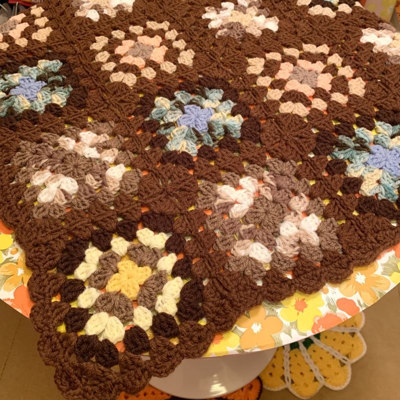 画像: Vintage Granny square blanket 