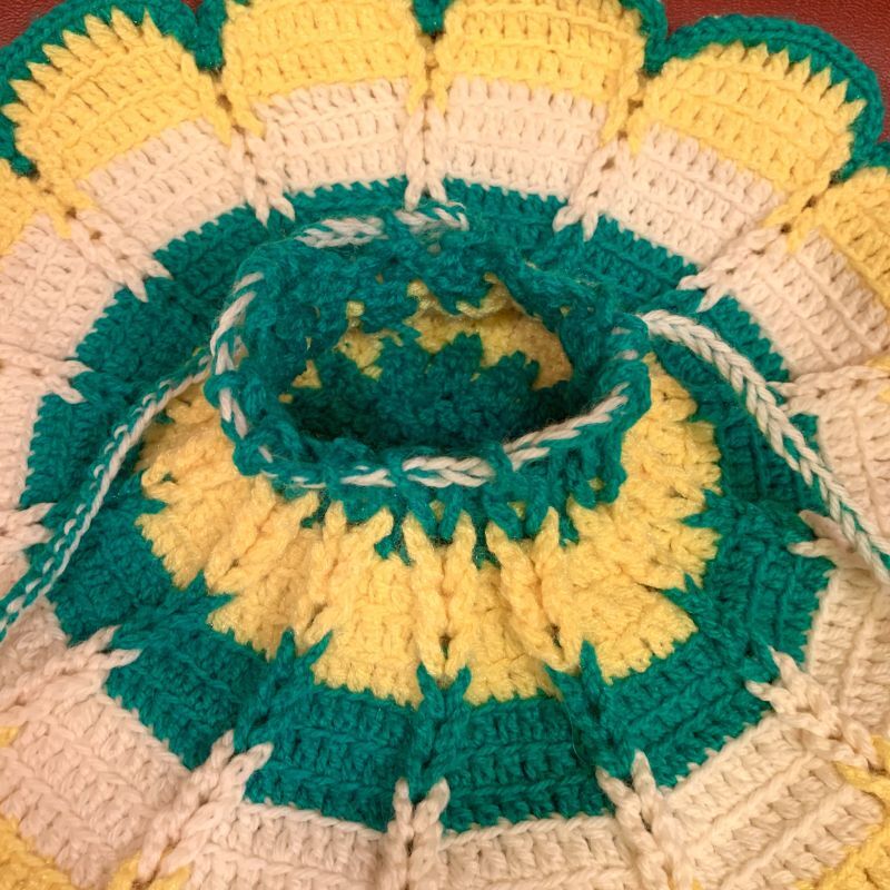 画像: Vintage knit flower cushion cover