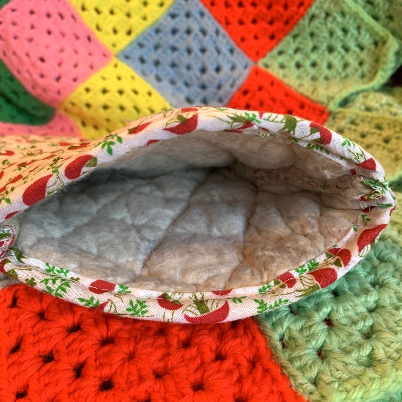 画像: Mushroom pattern vintage quilting mittens