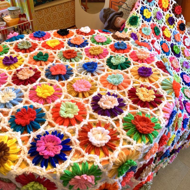画像: Vintage colorful flower knit rug