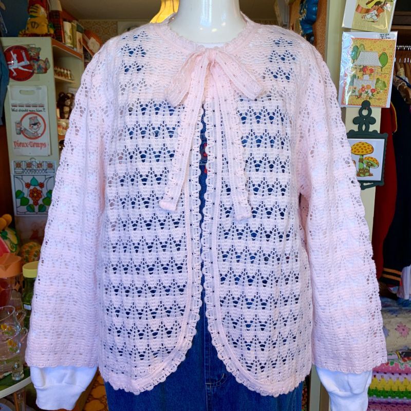 画像: Baby pink crochet cardigan