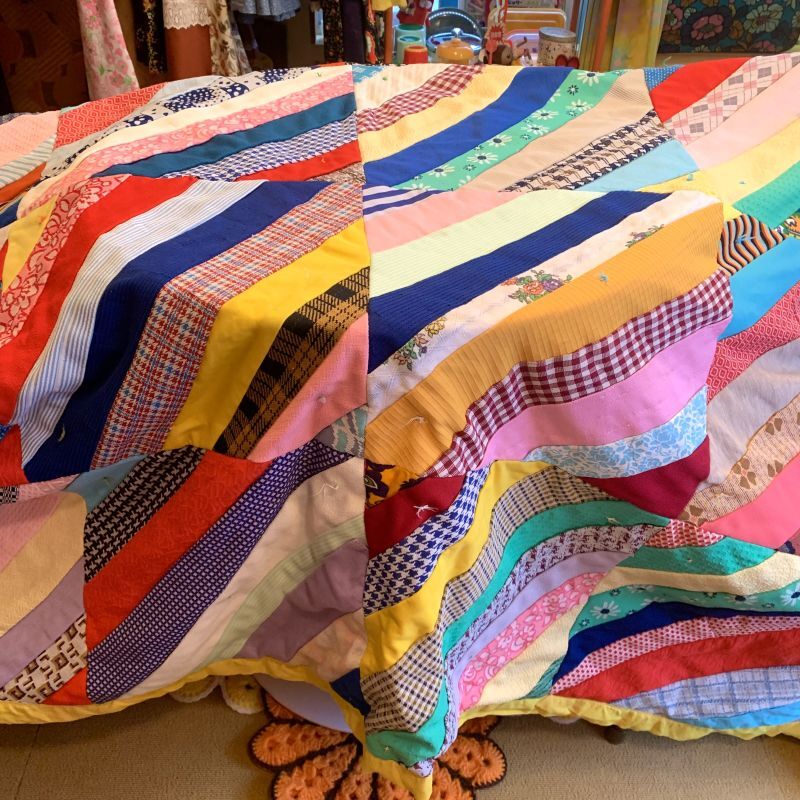 画像: VINTAGE Patchwork quilt  BigSize