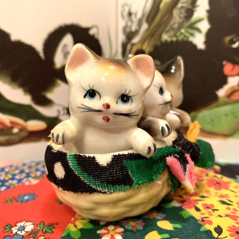 画像: Three little kittens pottery ornament