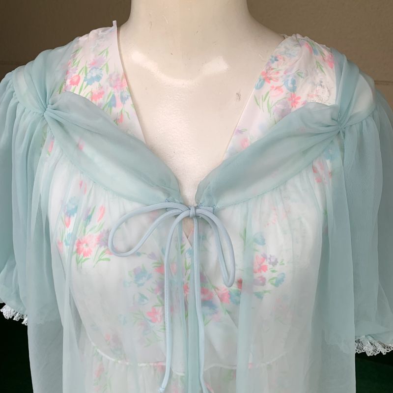 画像: Vintage light blue lingerie top