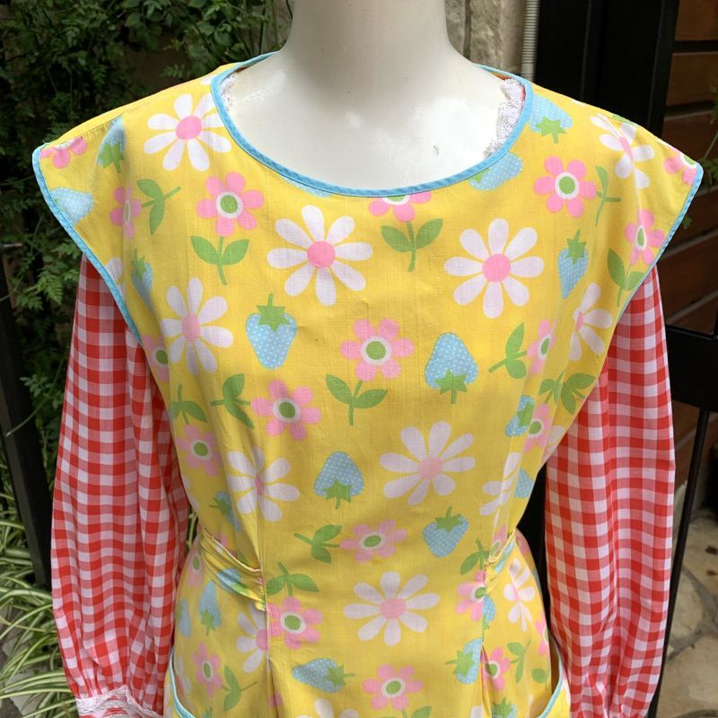 画像: 70'S Strawberry&Flower pattern apron top