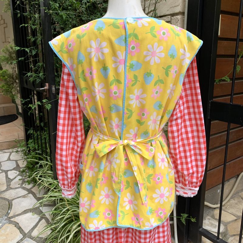 画像: 70'S Strawberry&Flower pattern apron top