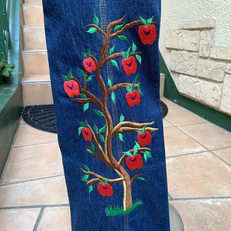 画像: Vintage Apple tree embroidery denim pants