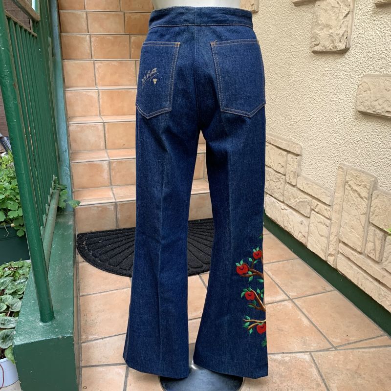 画像: Vintage Apple tree embroidery denim pants