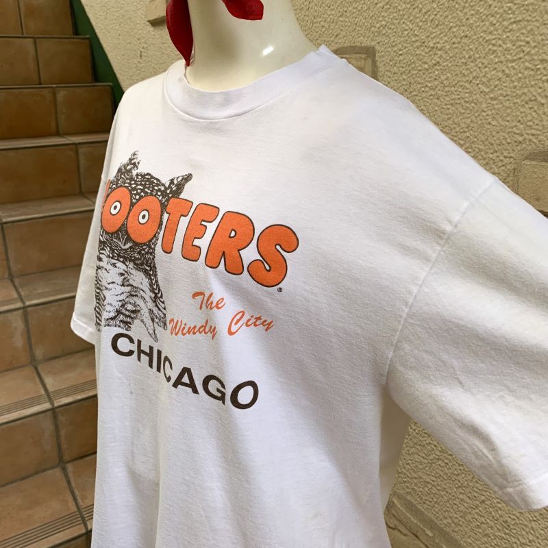 画像: Vintage HOOTERS crew neck tee