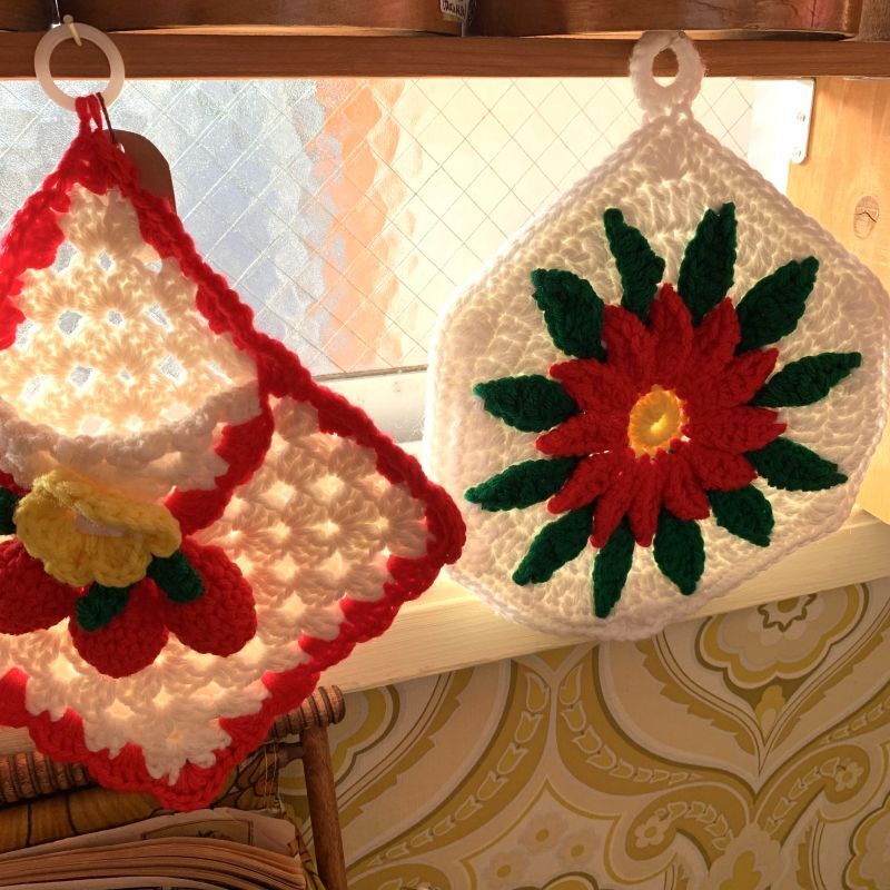画像: Vintage Flower knitting trivet