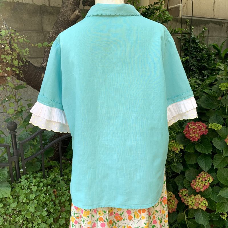 画像: Mint Green dot embroidery frilled sleeves blouse