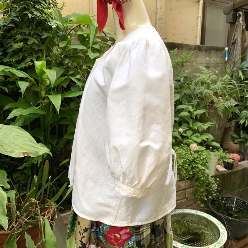 画像: Vintage white cotton balloon sleeve blouse