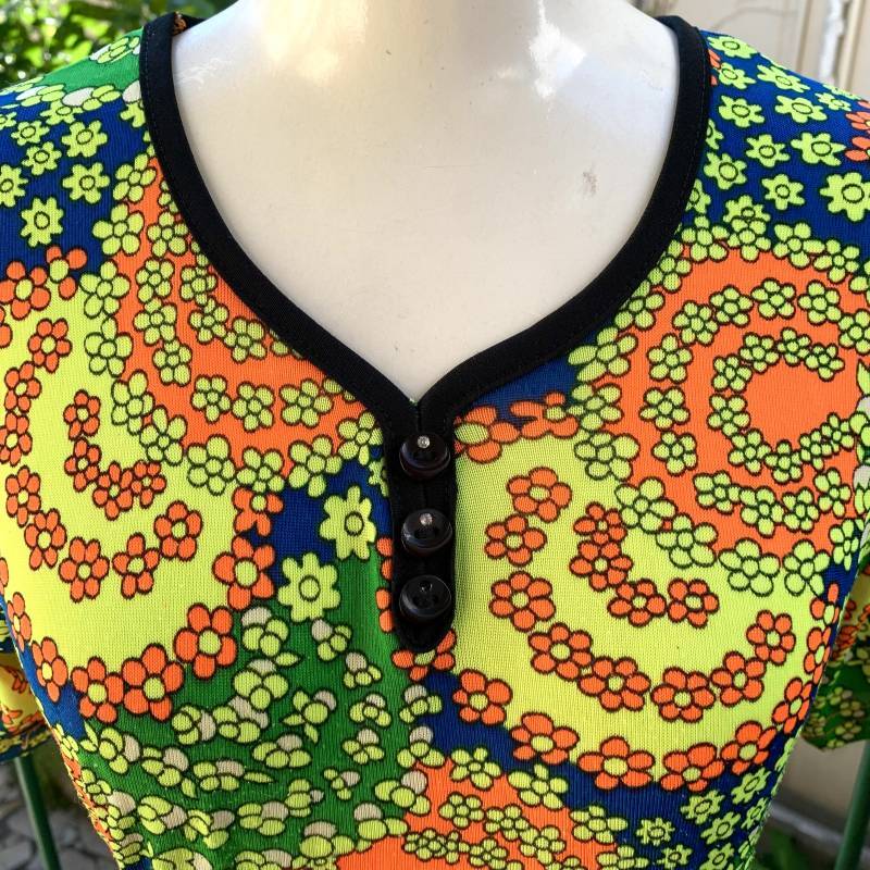 画像: 70'S Vintage popflower pattern dress