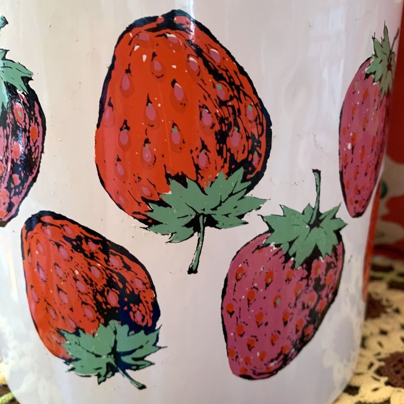画像: Vintage strawberry tin canister 