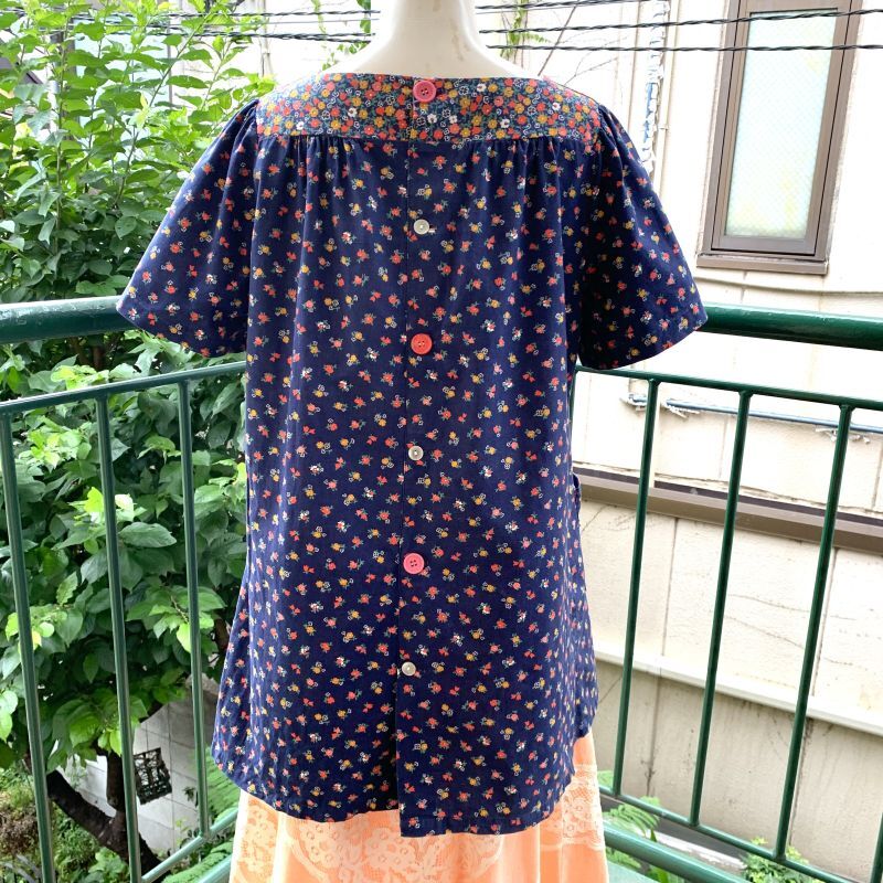 画像: 70'S France Vintage button decoration floral pattern top