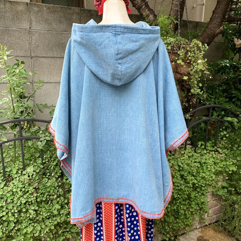 画像: Vintage Flower embroidery hooded poncho