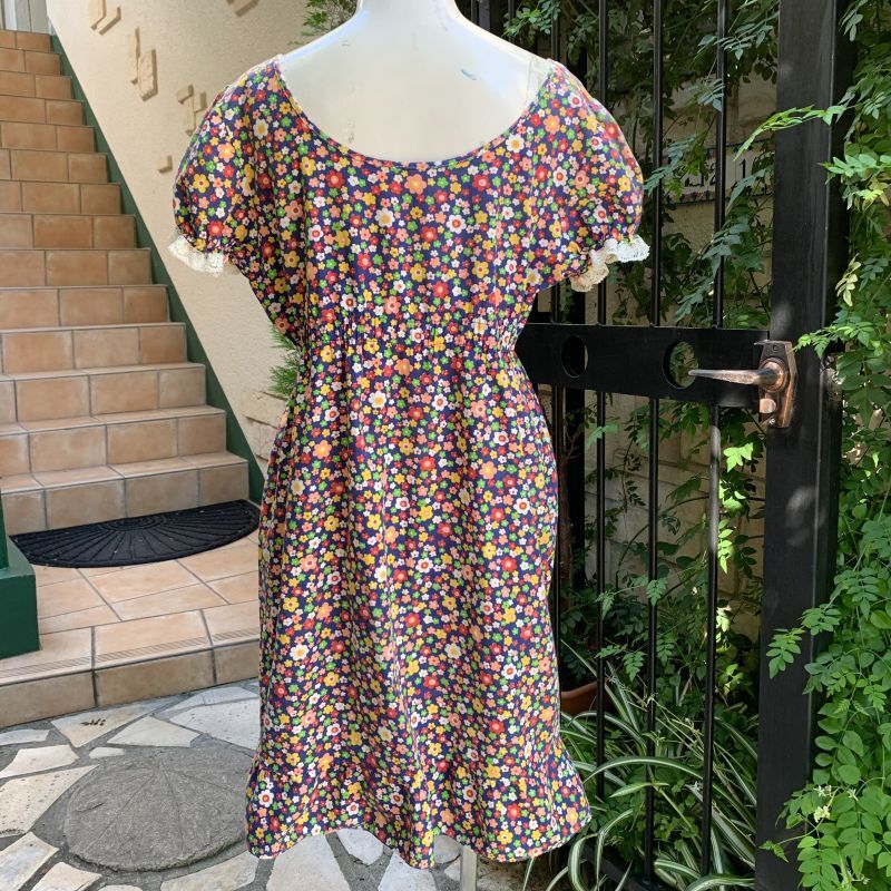 画像: Pop Flower pattern puffsleeve dress