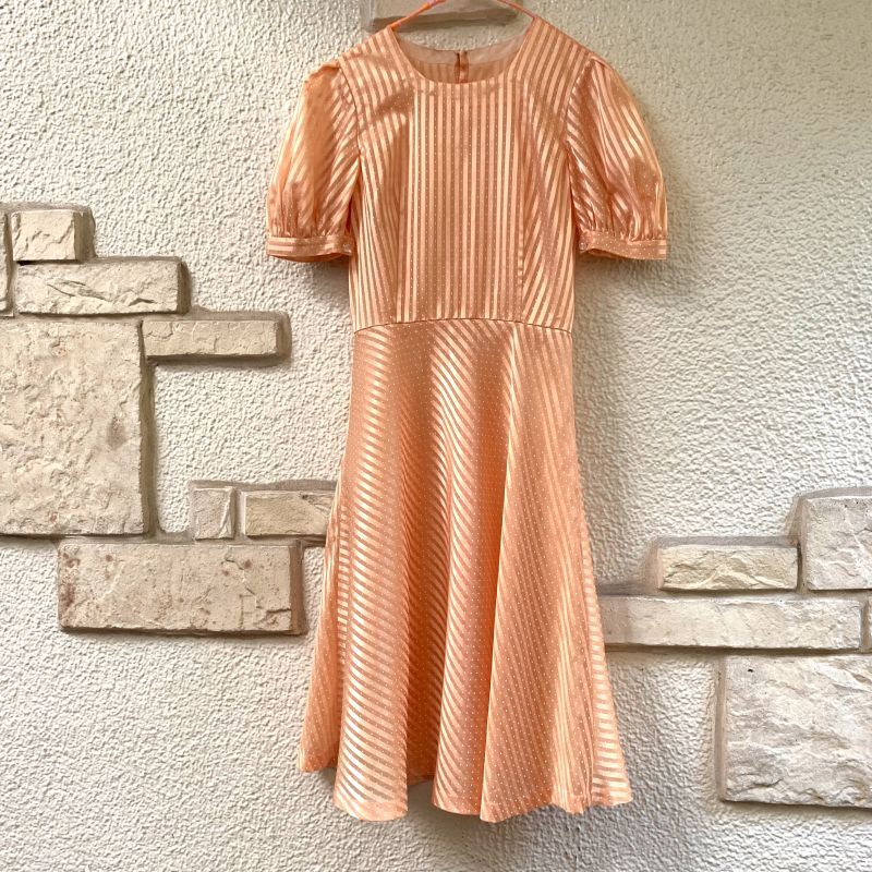 画像: (SALE)Pearl orange small polka dots sheer stripe dress