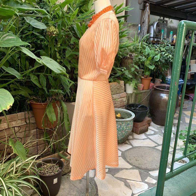 画像: (SALE)Pearl orange small polka dots sheer stripe dress