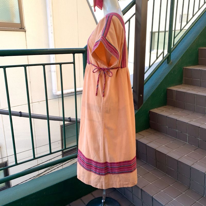 画像: Vintage light orange  embroidery dress