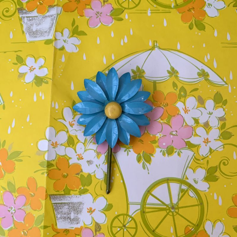 画像: 60'S Light blue&Yellow Flower broach