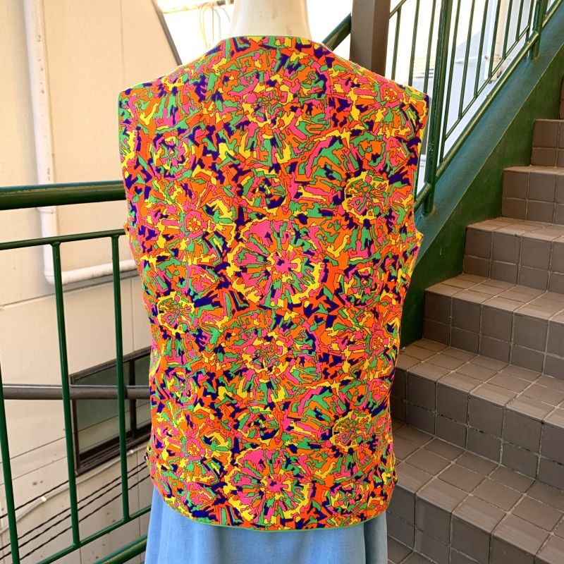 画像: Vintage Psychedelic pattern top