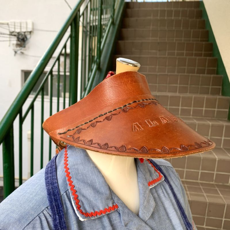 画像: Vintage embossed leather visor