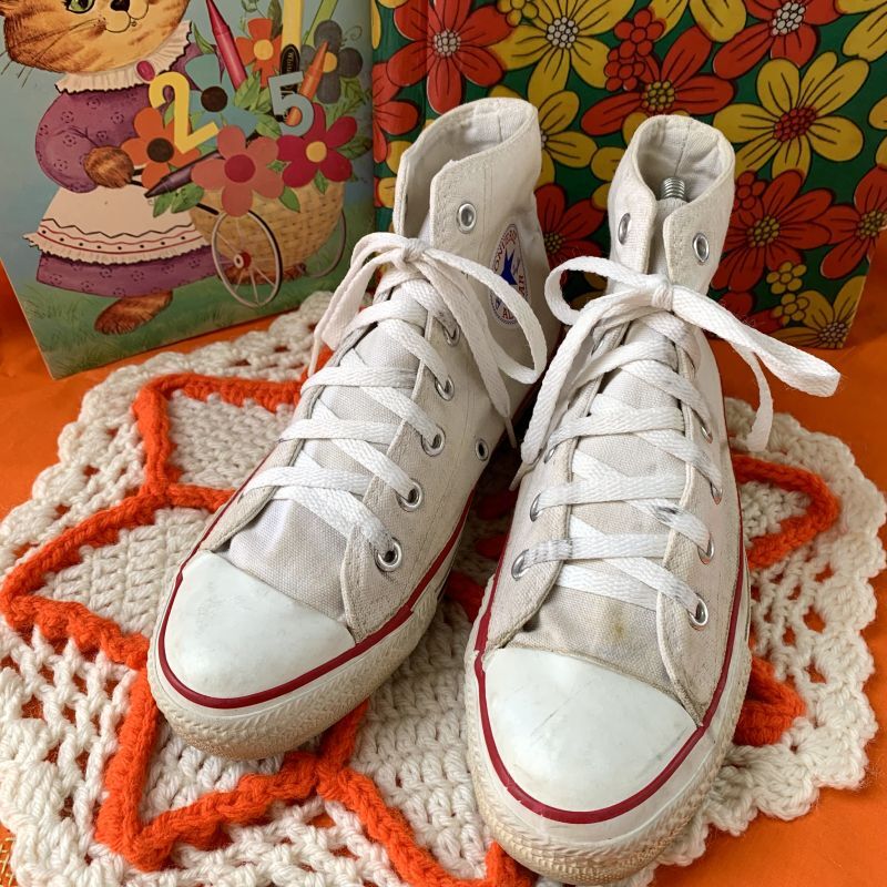 画像1: 90'S made in USA converse high cut sneakers