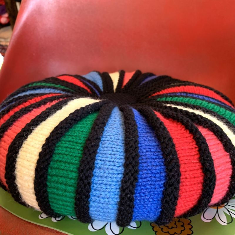 画像: DEADSTOCK Vintage knit circle cushion