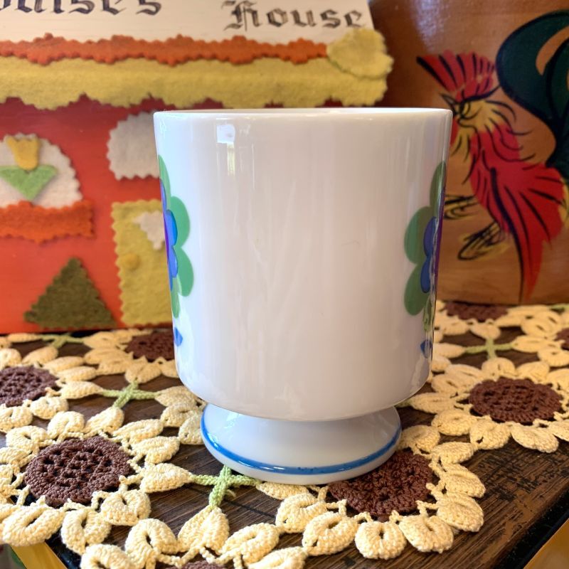 画像: Vintage flower pattern stemmed mug  (A)