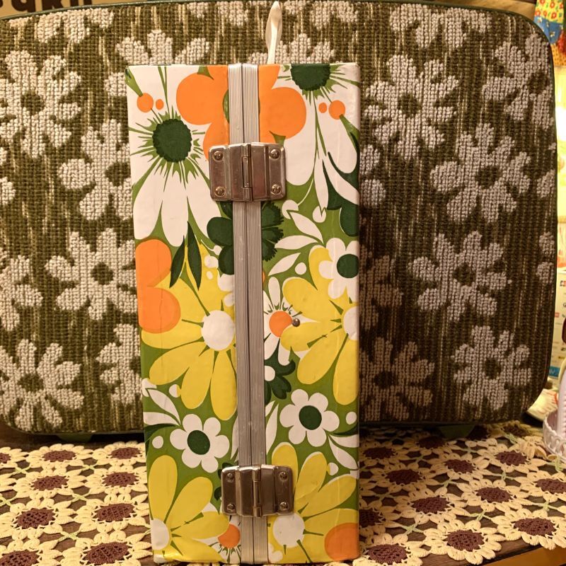 画像: 70'S Flower pattern doll bag