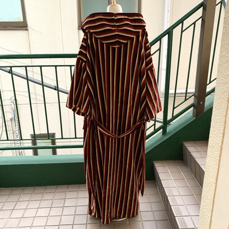 画像: Sears社  Velor stripe hood gown robe