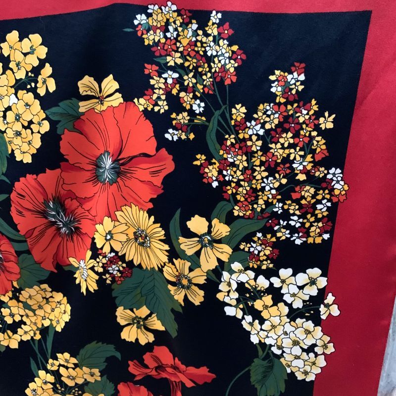 画像: Vintage Flower pattern scarf
