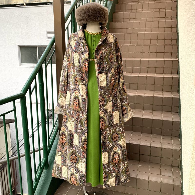 画像: Vintage oriental patchwork pattern gown coat