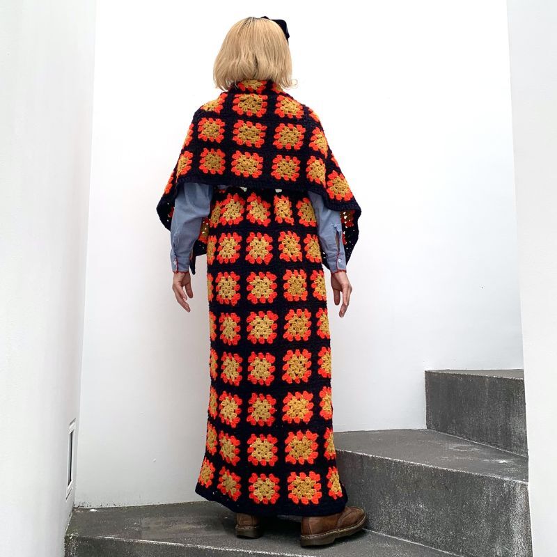 画像:  Vintage Granny square cape&skirt