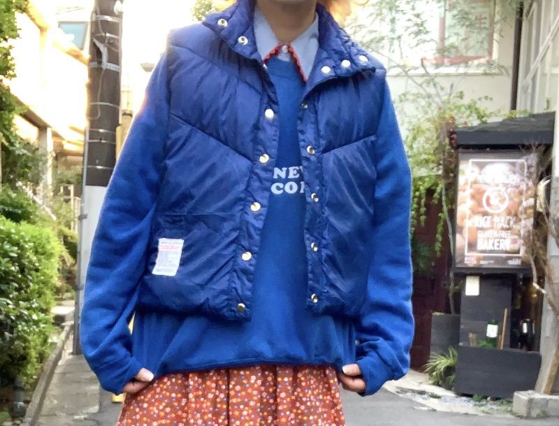 画像: (SALE) Vintage rainbow reversible down vest