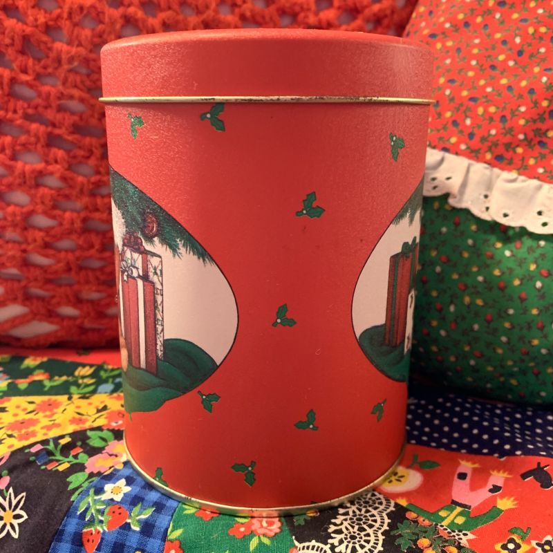 画像: Vintage Christmas bear tin canister