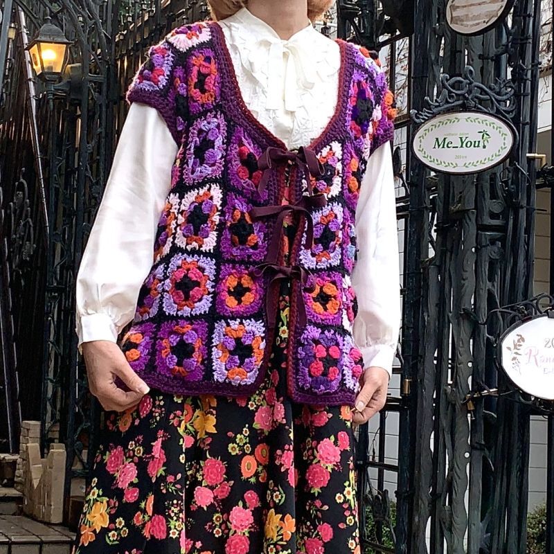 画像: Vintage Granny square ribbon vest