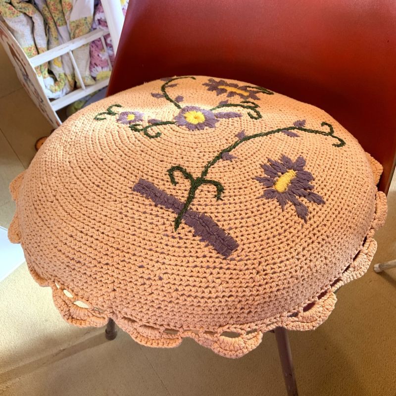 画像: Vintage flower pattern cotton knit cushion