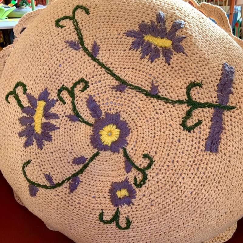 画像: Vintage flower pattern cotton knit cushion